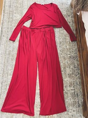 Red Wide-Leg Pants and Long-Sleeve Top Set - Women